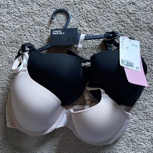 Brand new bras 34C
